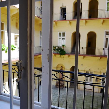 Dorotea - Cosy Home In The Heart Of Budapeszt Zewnętrze zdjęcie