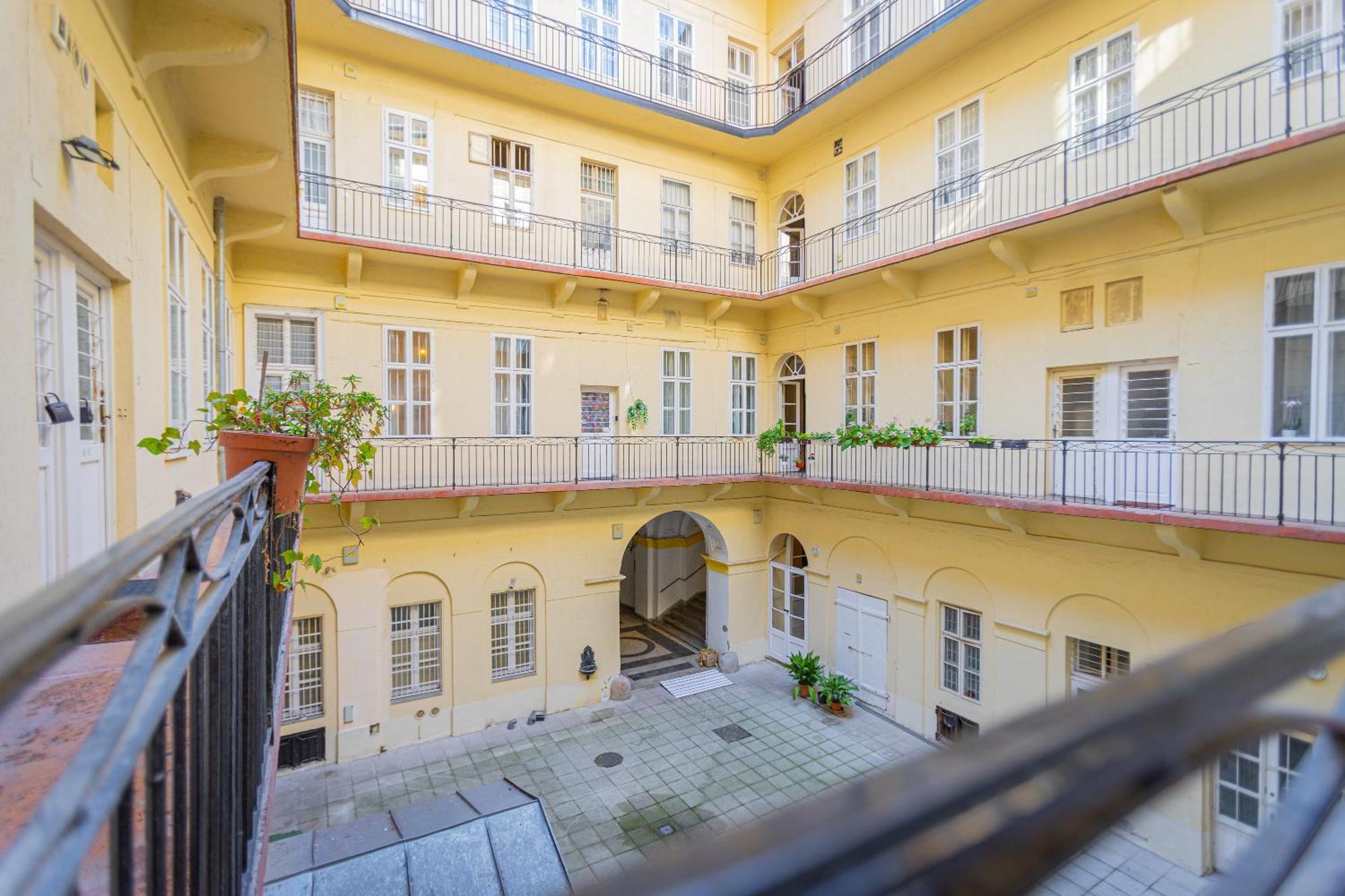 Dorotea - Cosy Home In The Heart Of Budapeszt Zewnętrze zdjęcie